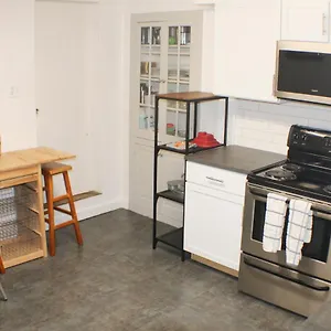 Urban Oasis - 3br 2ba - View- Private Parking Pittsburgh